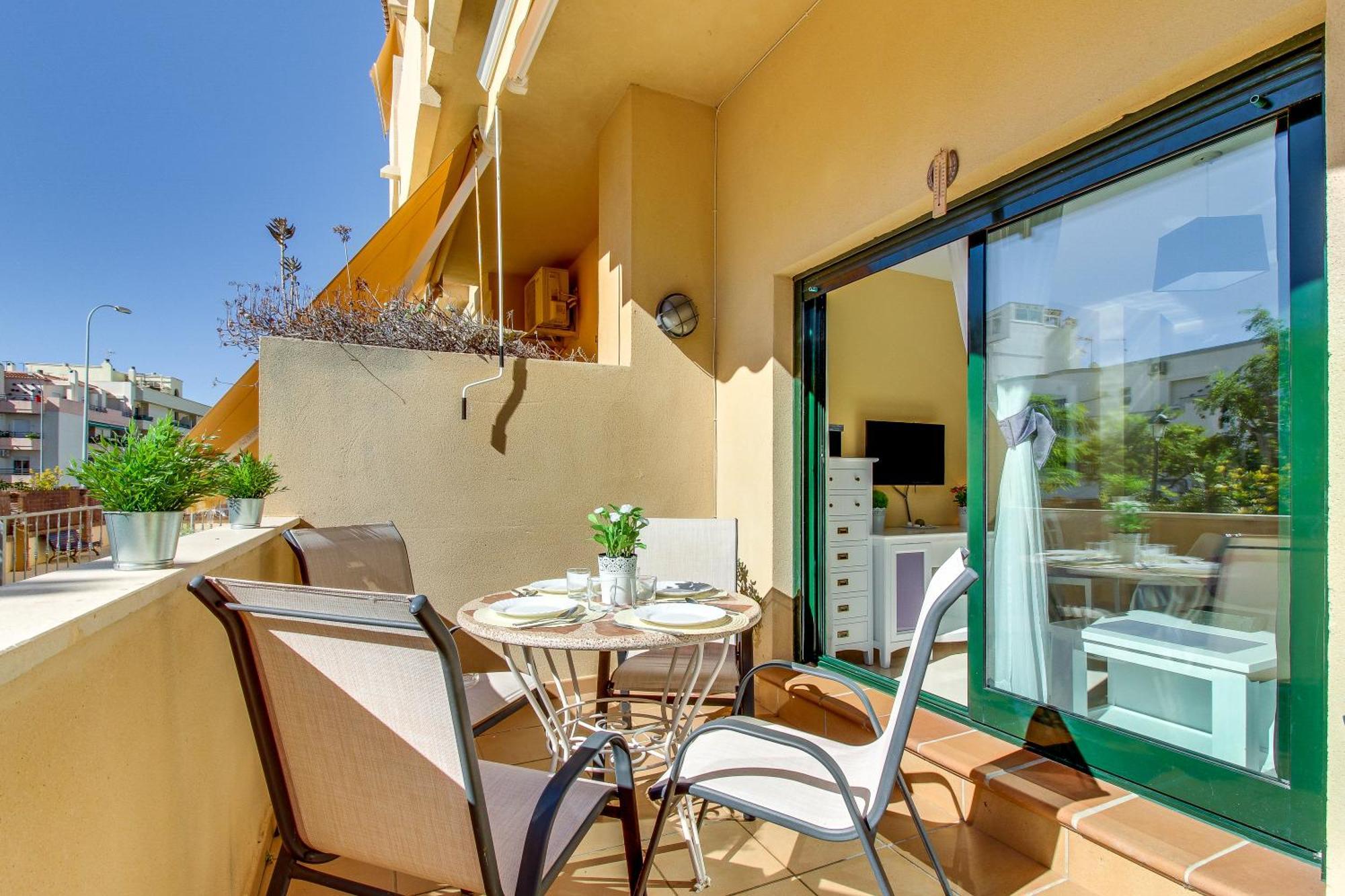 Apartamento Cala Bajo Nerja Exteriör bild