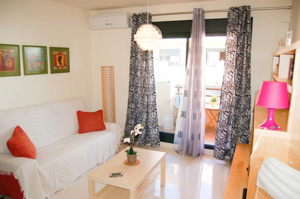 Apartamento Cala Bajo Nerja Exteriör bild