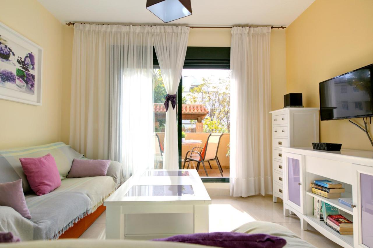 Apartamento Cala Bajo Nerja Exteriör bild